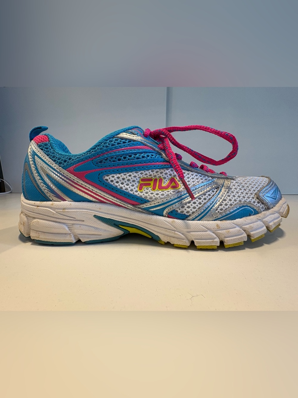 FILA Women’s Mesh Sneakers in White, Blue & Pink